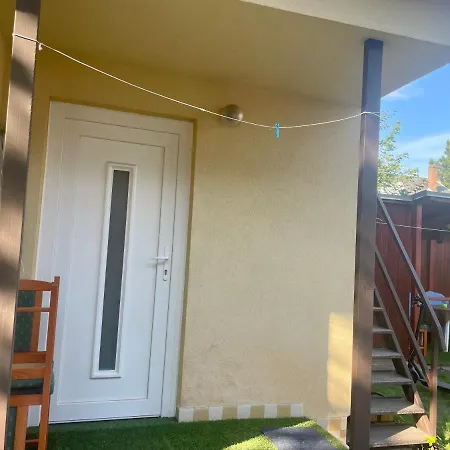 Gombi Nyaralo * 본보야크바세기