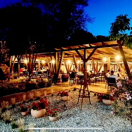 펜션 Gombi Nyaralo